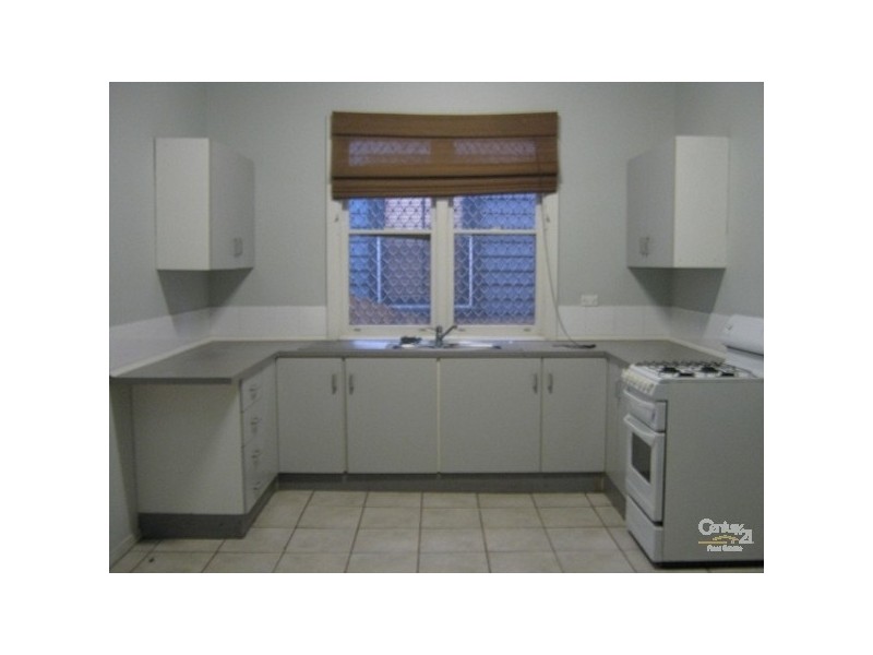 16 Robertson Street, Carrington NSW 2294