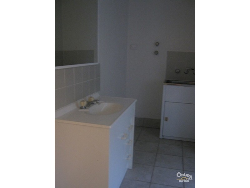 16 Robertson Street, Carrington NSW 2294