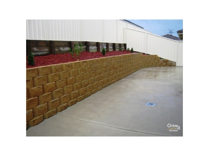 14 Billabong Drive, Cameron Park NSW 2285