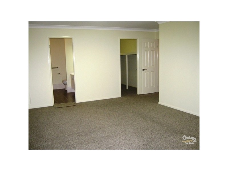 14 Billabong Drive, Cameron Park NSW 2285