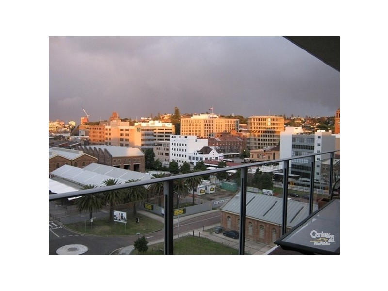 702/2 Honeysuckle Drive, Newcastle NSW 2300