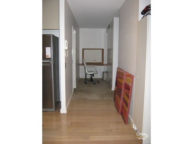 702/2 Honeysuckle Drive, Newcastle NSW 2300