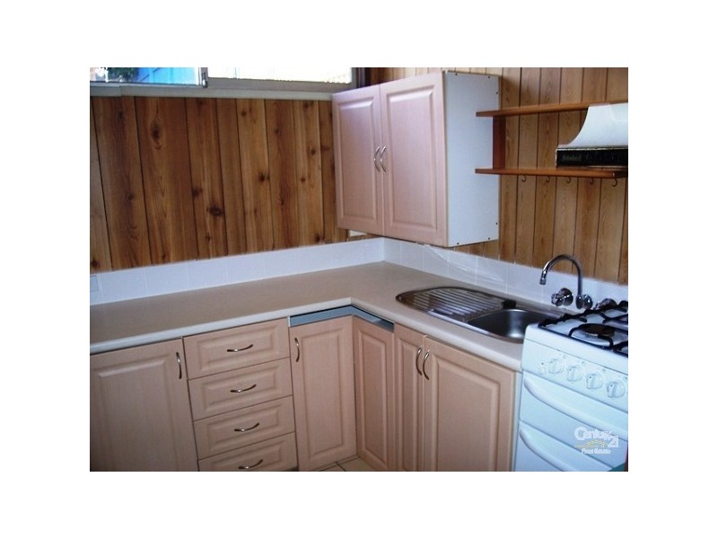 16 Carlton Street, Newcastle NSW 2300