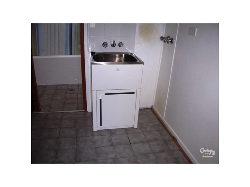 16 Carlton Street, Newcastle NSW 2300