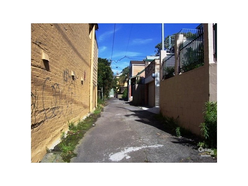 16 Carlton Street, Newcastle NSW 2300