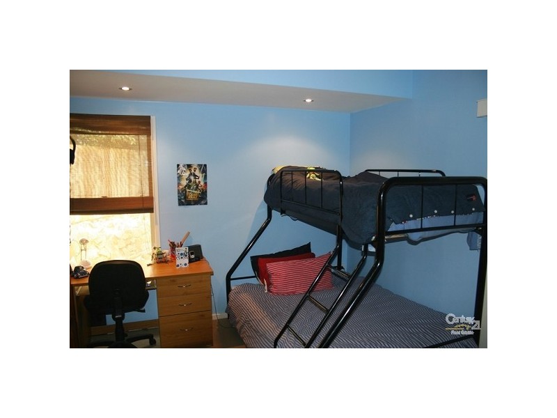 21 Collarena Crescent, Kahibah NSW 2290