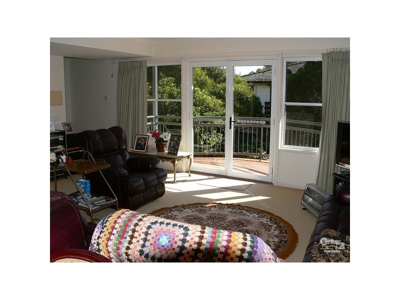 2/3 Hillview Crescent, The Hill NSW 2300