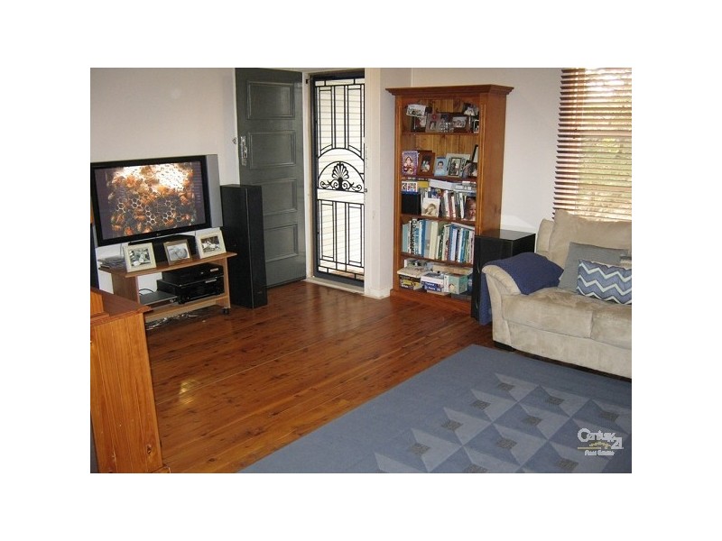 19 Collarena Crescent, Kahibah NSW 2290
