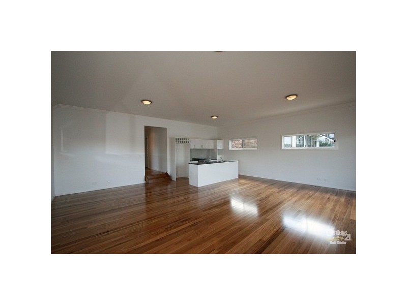 211 Gosford Road, Adamstown NSW 2289