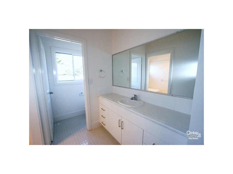 211 Gosford Road, Adamstown NSW 2289