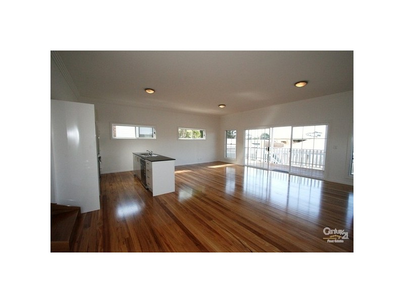 211 Gosford Road, Adamstown NSW 2289