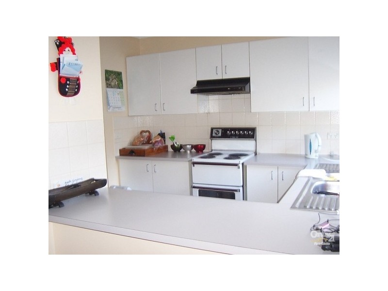 10 Craven Close, Maryland NSW 2287