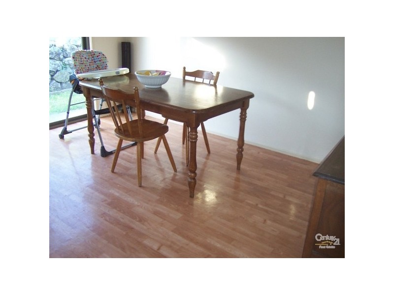 10 Craven Close, Maryland NSW 2287