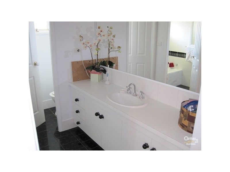 84 Auklet Road, Mount Hutton NSW 2290