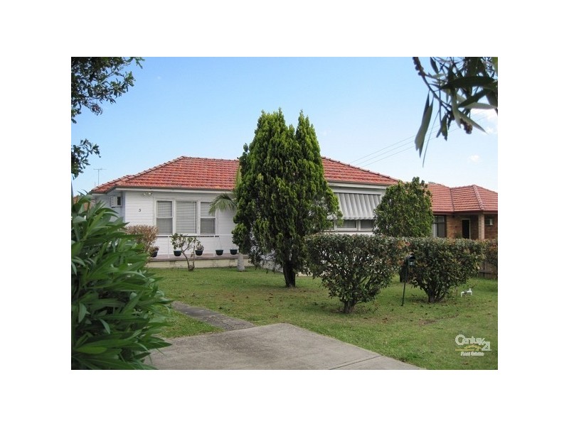 5 Chapman Street, Shortland NSW 2307