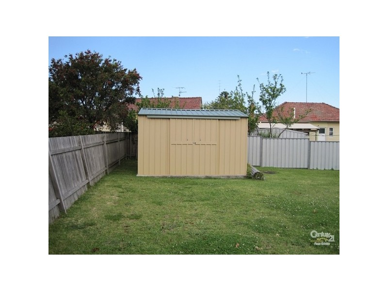 5 Chapman Street, Shortland NSW 2307