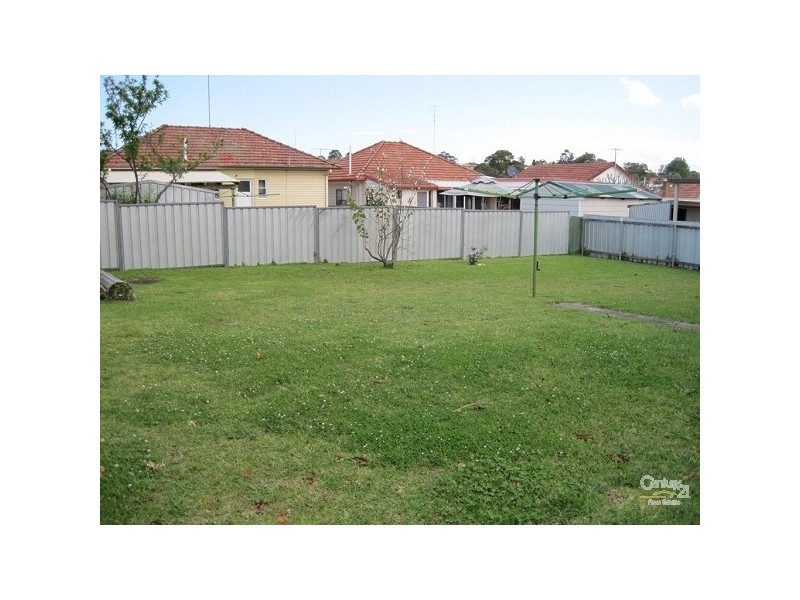 5 Chapman Street, Shortland NSW 2307