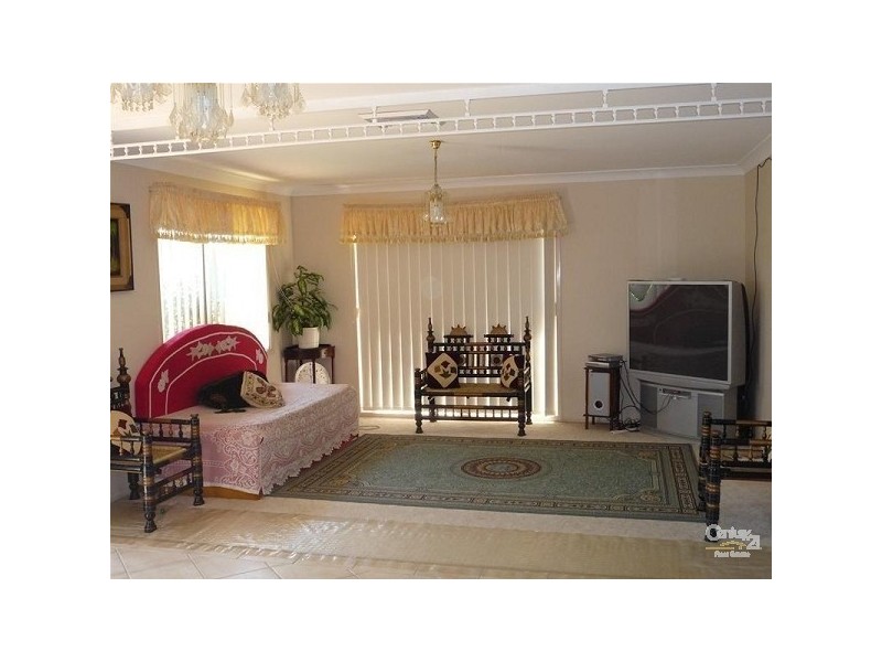 32 Eucalyptus Drive, Warabrook NSW 2304