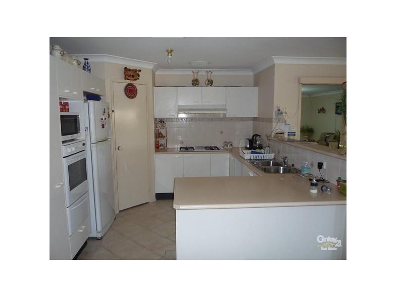32 Eucalyptus Drive, Warabrook NSW 2304