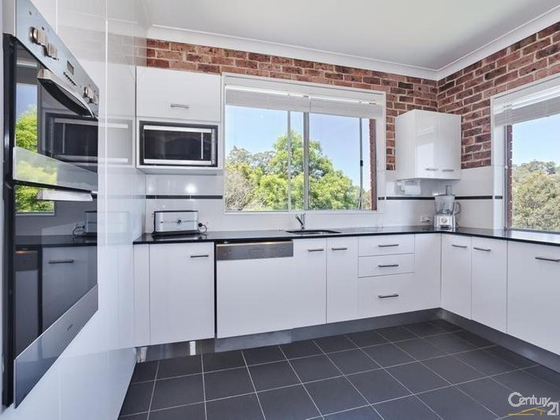 35 Wimbledon Grove, Garden Suburb NSW 2289