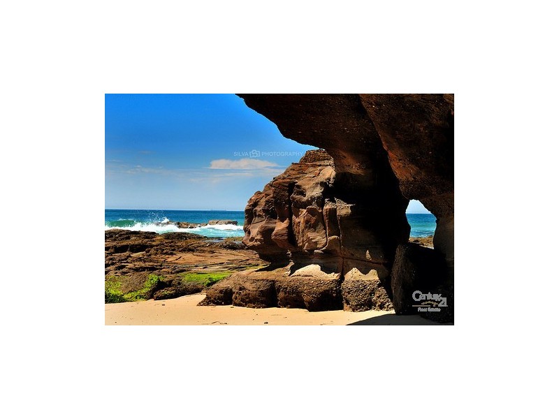 60 Caves Beach Road, Caves Beach NSW 2281