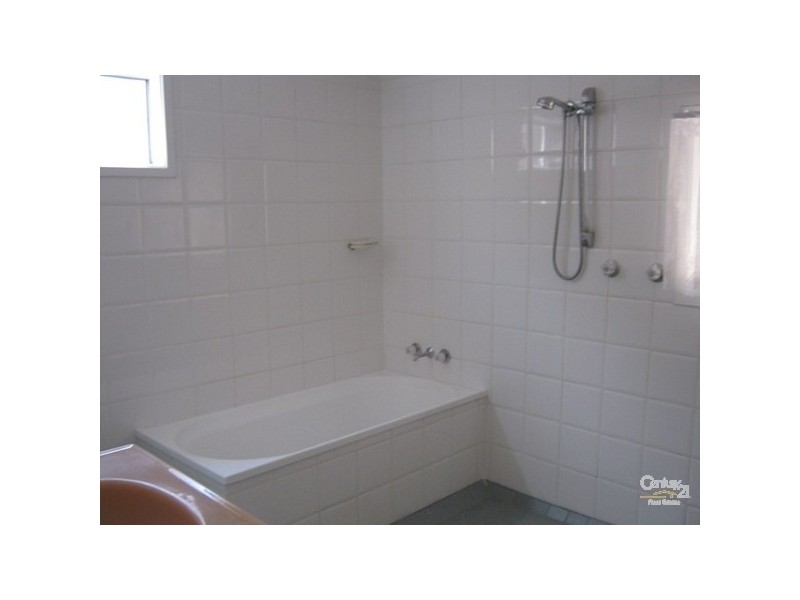 5 Murray Street, Hamilton NSW 2303