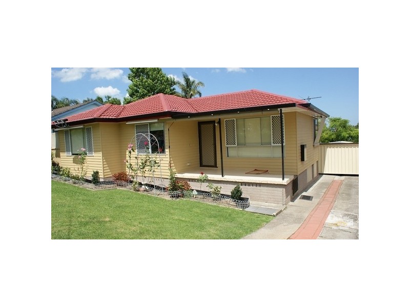9 Kookaburra Parade, Woodberry NSW 2322
