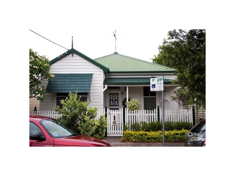 9 Devon Street, Hamilton NSW 2303