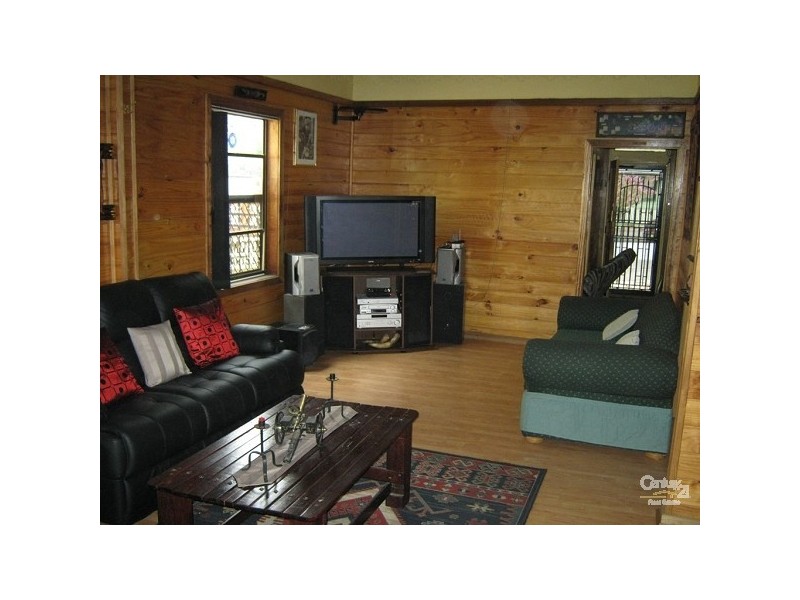 1 Lewis Street, Islington NSW 2296