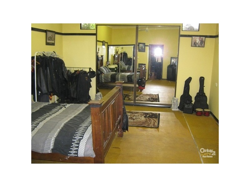 1 Lewis Street, Islington NSW 2296