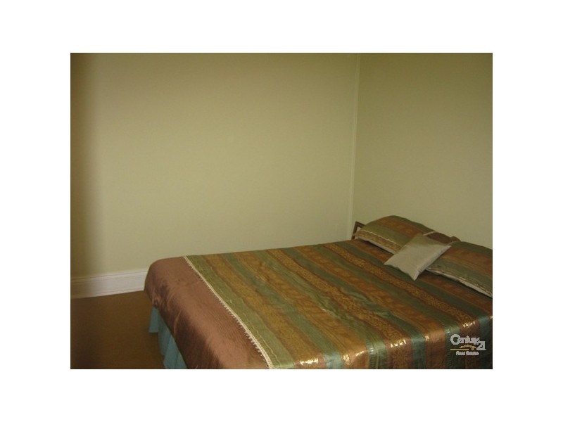 1 Lewis Street, Islington NSW 2296