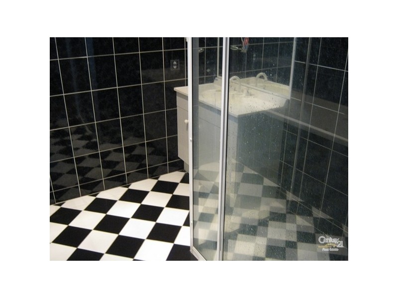 1 Lewis Street, Islington NSW 2296