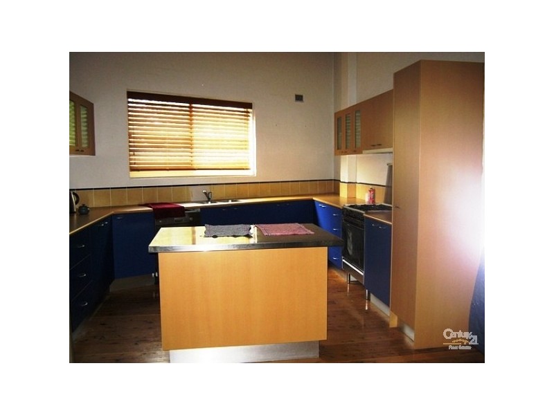 2/154 Parry Street, Newcastle West NSW 2302