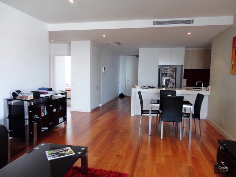 101/15-17 Honeysuckle Drive, Newcastle NSW 2300