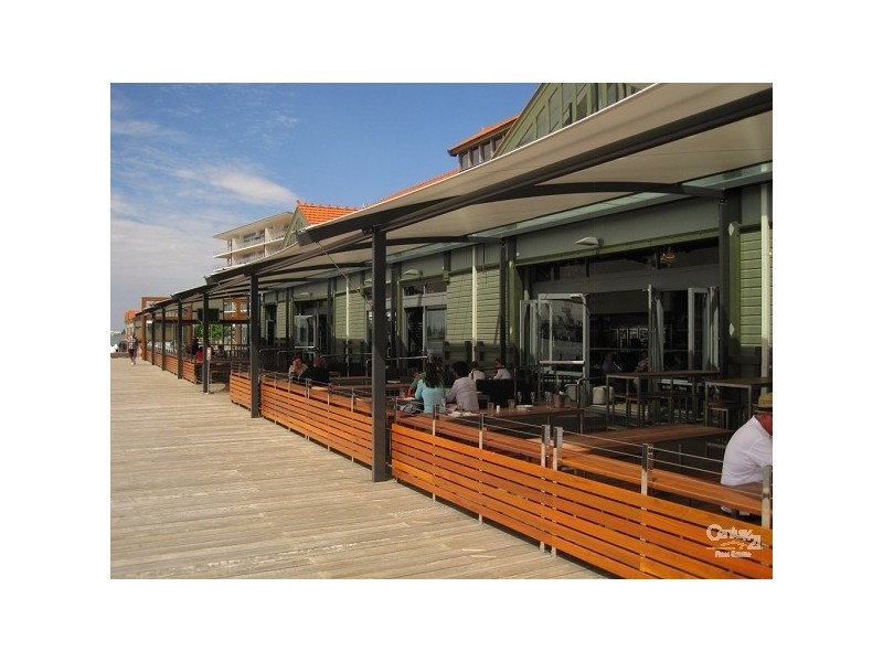 101/15-17 Honeysuckle Drive, Newcastle NSW 2300