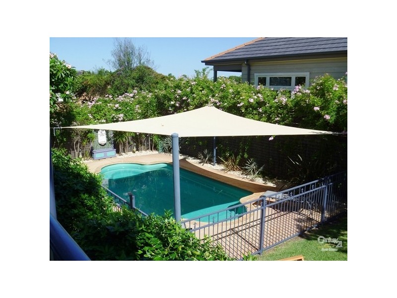 41 Samdon Street, Hamilton NSW 2303