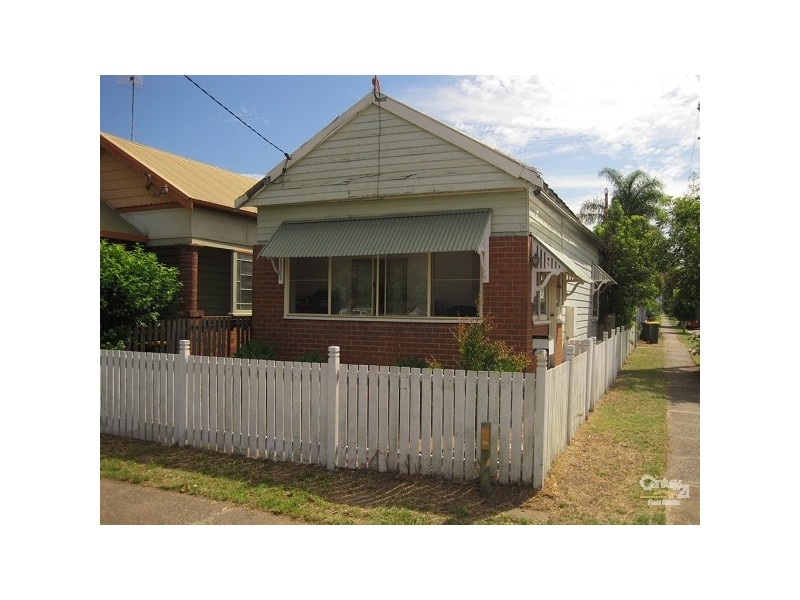 180 Lawson Street, Hamilton South NSW 2303