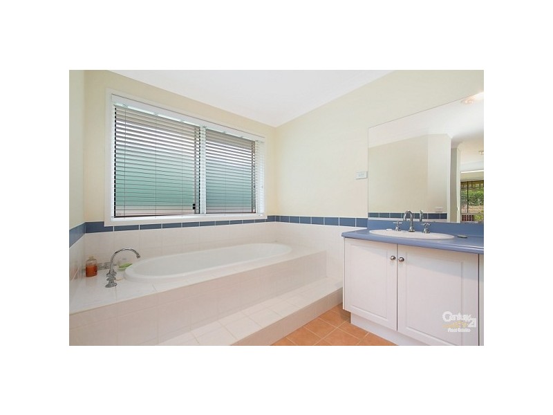 41 Churnwood Drive, Fletcher NSW 2287