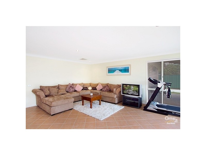 41 Churnwood Drive, Fletcher NSW 2287