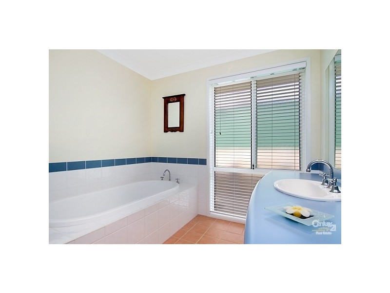 41 Churnwood Drive, Fletcher NSW 2287