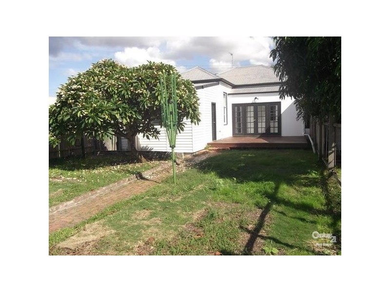 79 Lawson Street, Hamilton NSW 2303