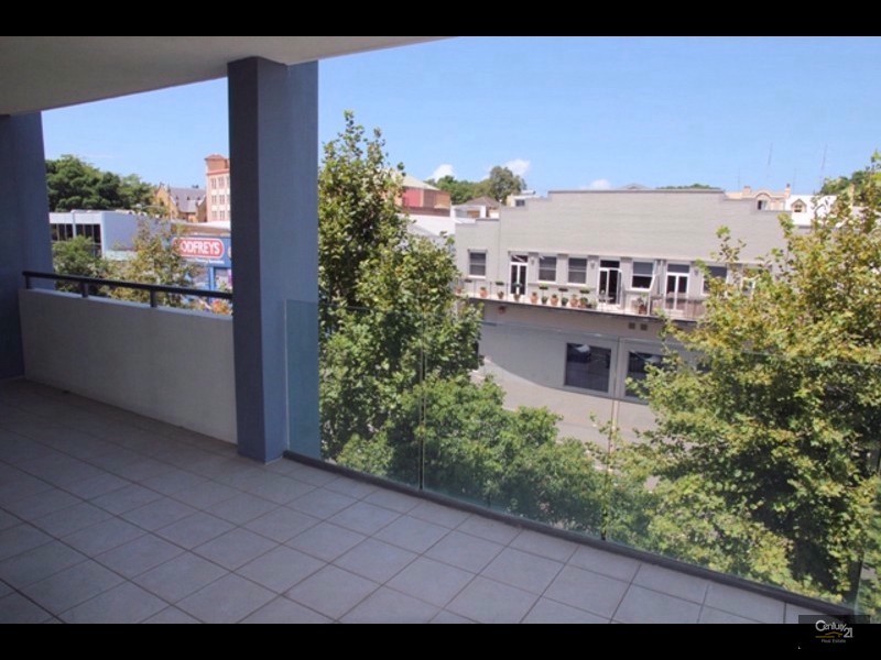 201/328 King Street, Newcastle NSW 2300