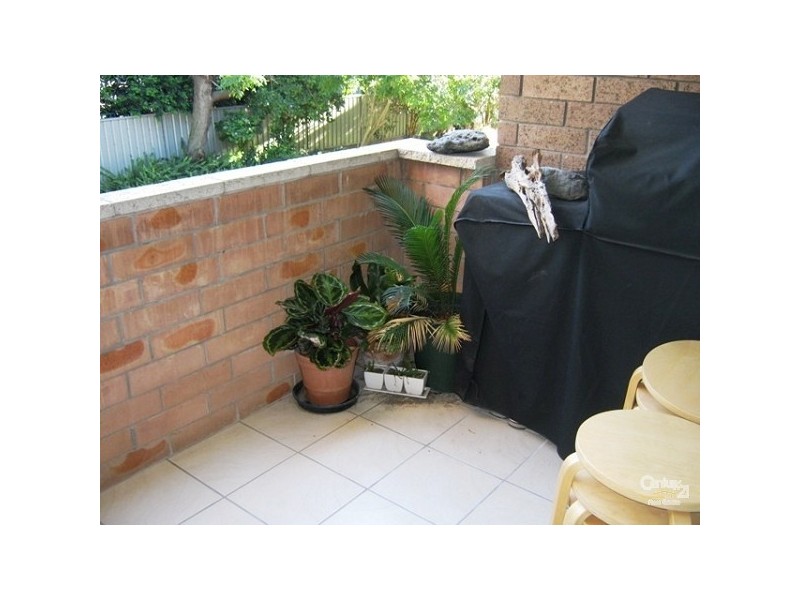 2/5 Dent Street, Merewether NSW 2291