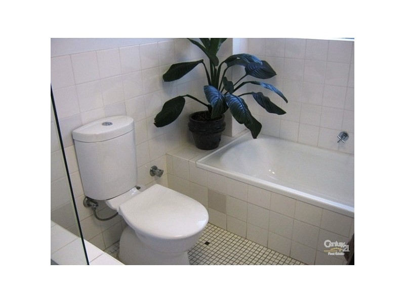 2/5 Dent Street, Merewether NSW 2291