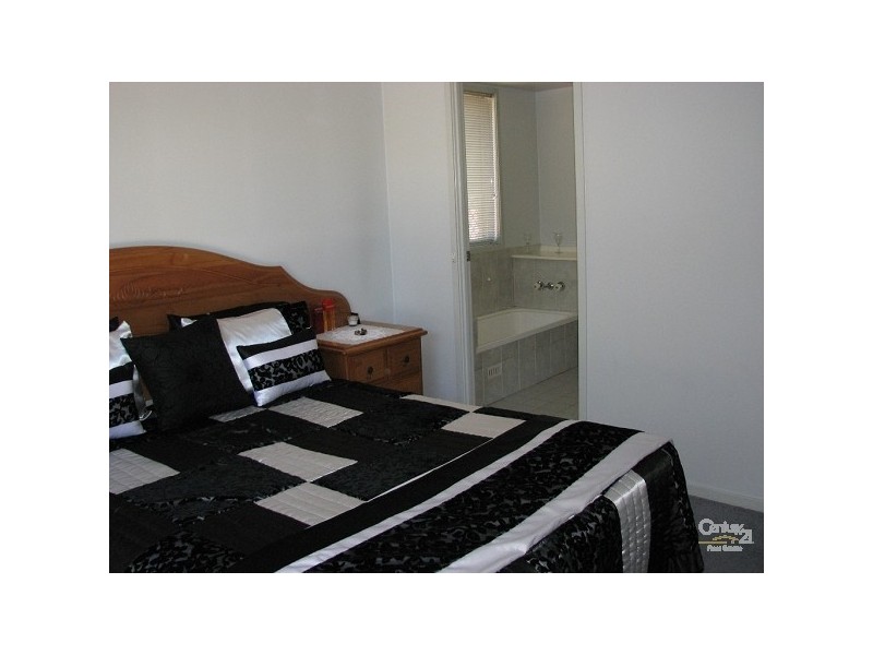 31 Valerie Circuit, Elermore Vale NSW 2287