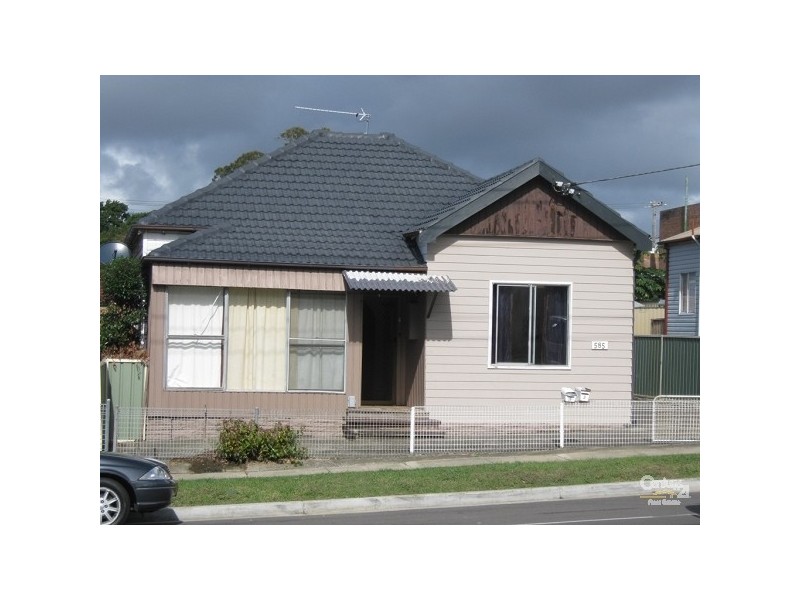 585 Glebe Road, Adamstown NSW 2289