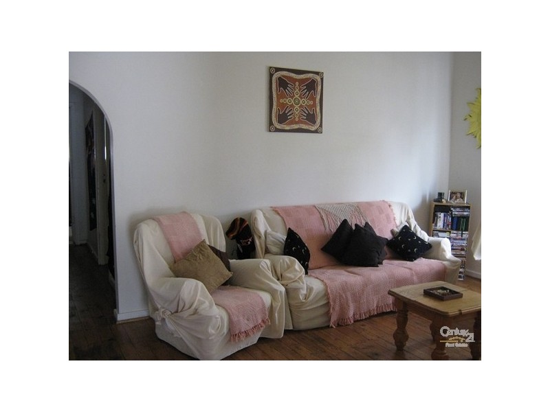 585 Glebe Road, Adamstown NSW 2289