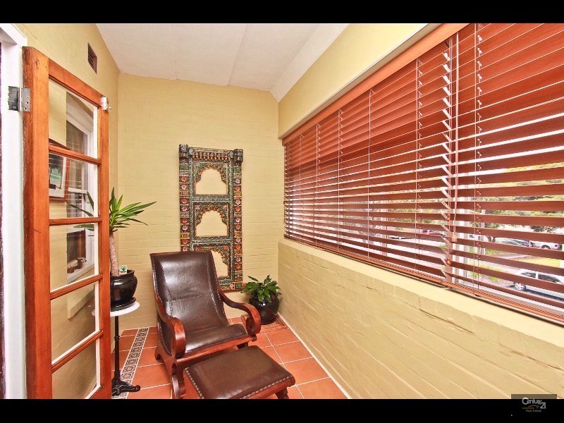 9/32 National Park Street, Hamilton East NSW 2303