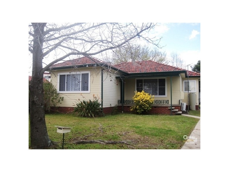 1 Chapman Street, Shortland NSW 2307