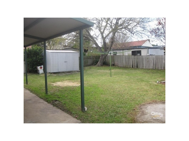 1 Chapman Street, Shortland NSW 2307